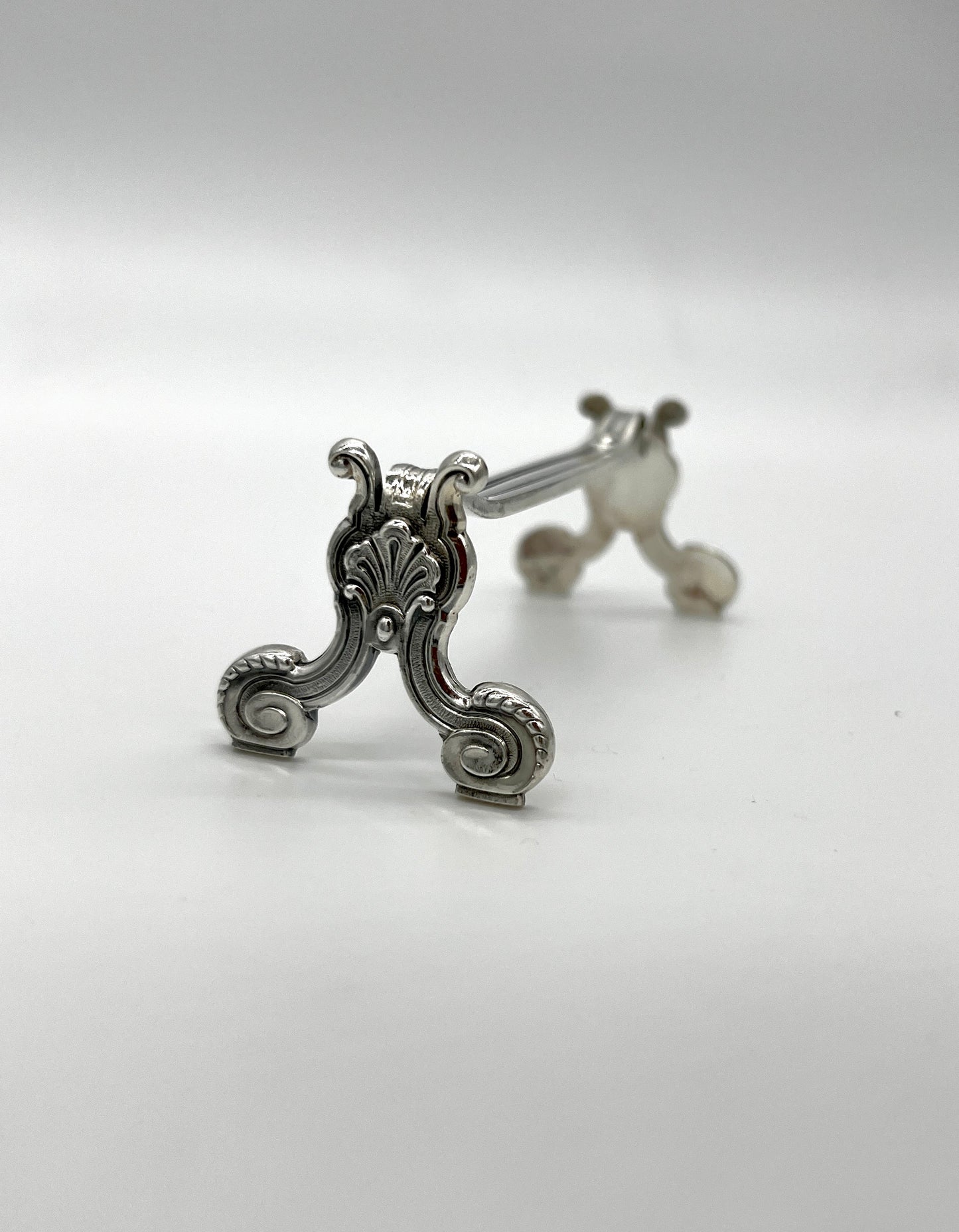 Set of 6 Christofle Griffes Knife Rests